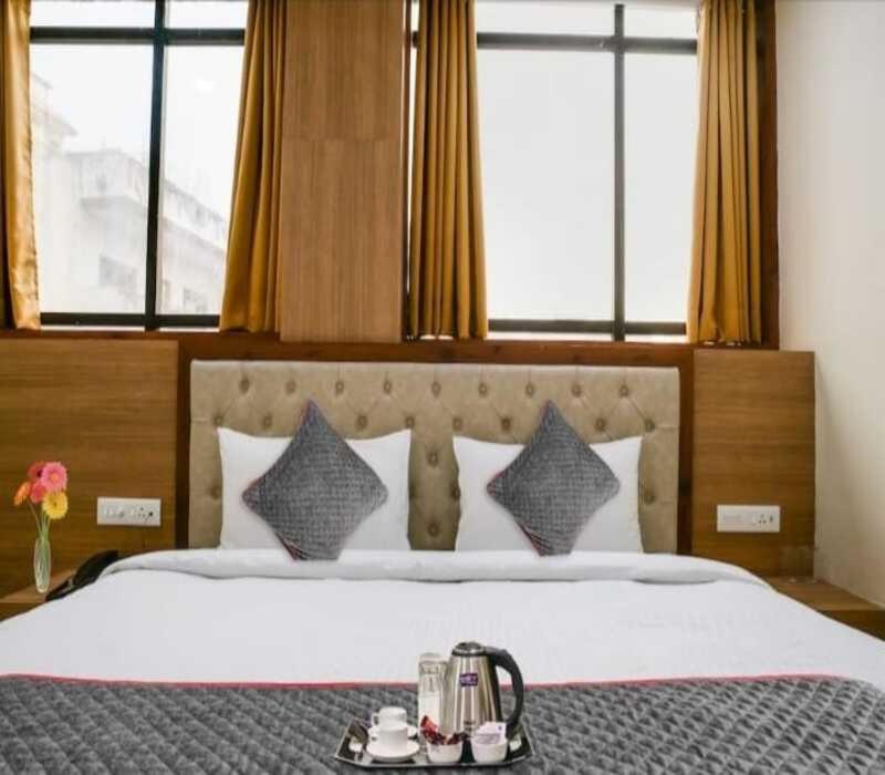 Hotel Nivedita Varanasi
